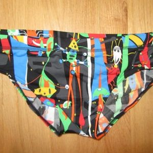 MENS FUNKY TRUNKS SWIM BRIEFS/SIZE SMALL - 32